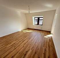 Lichtdurchflutete 3-Zimmer-Mansardwohnung im denkmalgeschützten Altbau - frisch saniert mit 69 m² - Dresden Friedrichstadt