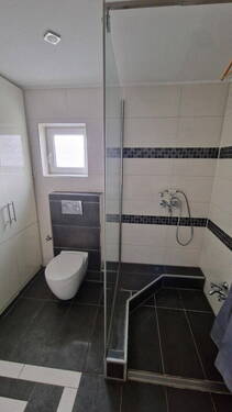 Badezimmer - 1. OG - 