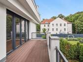 Terrasse vor dem Wohn-Esszimmer - 