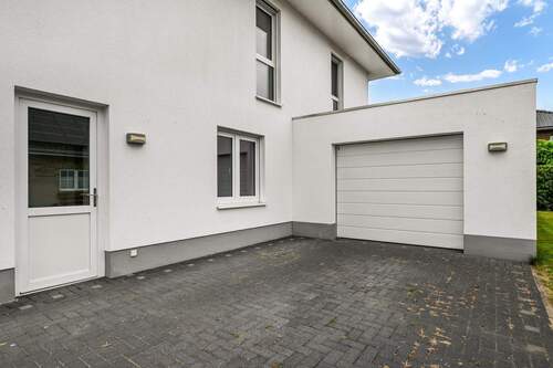 Garage - 