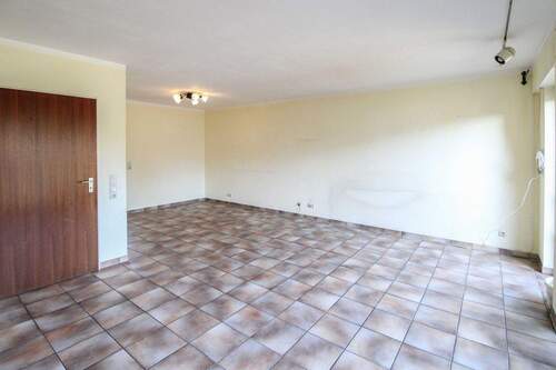 Wohnzimmer - 5 Zimmer Reihenmittelhaus zum Kaufen in Schwalmtal