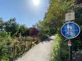 Rad-Wander-Weg angrenzend - 