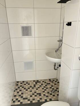 Bad - 2 Zimmer Etagenwohnung in Kiel