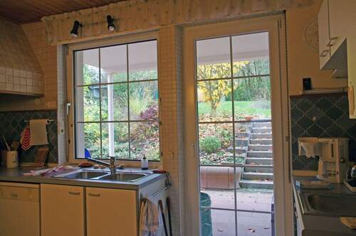 Küche mit Zugang zum garten - 