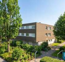 Viel Platz! Großzügige Eigentumswohnung mit Loggia und Garage in Kiel-Elmschenhagen