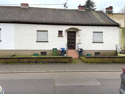 Hausfront - Kleines aber feines Einfamilienhaus in SaarbrückenBrebach