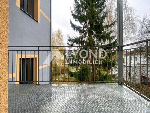 1. OG und 2.OG - Balkon - 
