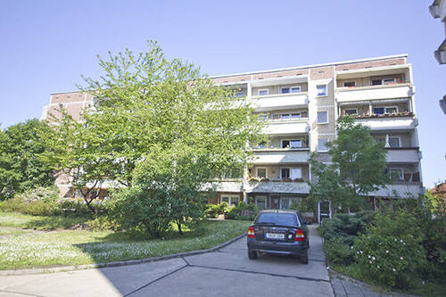 Ansicht hinten - 4 Zimmer Etagenwohnung in Halle (Saale)