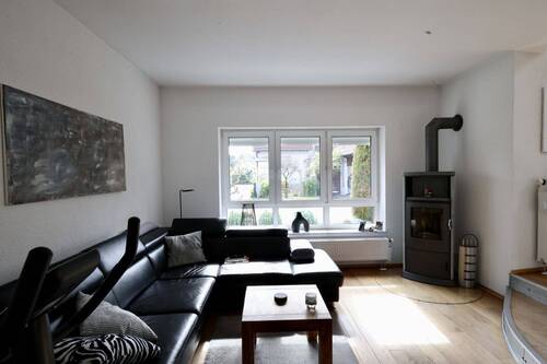 Wohnzimmer - 4 Zimmer Einfamilienhaus zum Kaufen in Rastatt