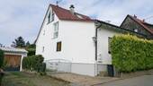 Hausansicht - 4 Zimmer Einfamilienhaus zum Kaufen in Stuttgart