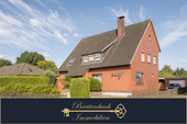 Breitenbach • Immobilien - Sottrum . Charmantes Einfamilienhaus mit zwei Wohneinheiten & großzügigem Garten