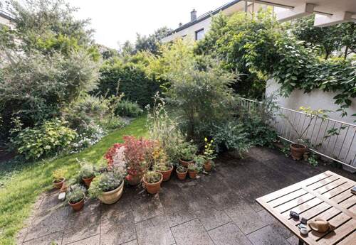 Blick auf den Garten 1 - 