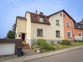 Front - Mehrfamilienhaus, Wohnhaus zum Kaufen in Püttlingen