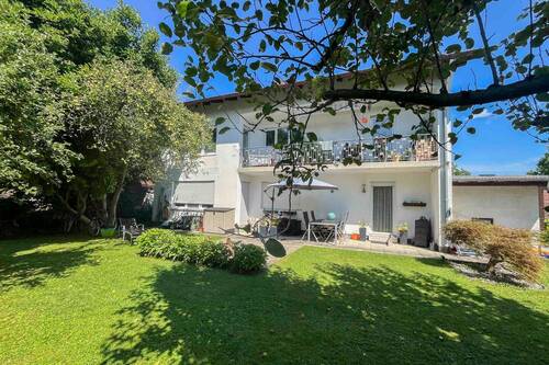 Hausrückseite - Mehrfamilienhaus, Wohnhaus mit 259,80 m&sup2; in Rosenheim zum Kaufen