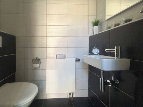 Gäste-WC - 4 Zimmer Reihenmittelhaus zum Kaufen in Alsdorf