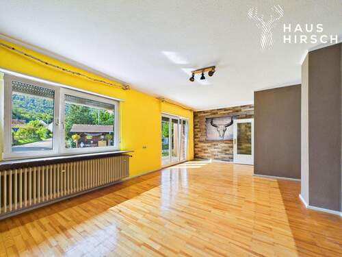 Wohnzimmer EG - 6 Zimmer Mehrfamilienhaus, Wohnhaus in Schönau (Pfalz)