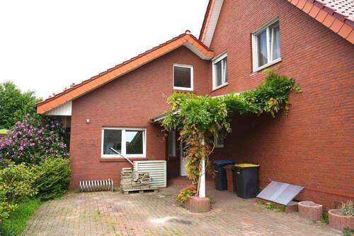 Hauseingang - 4 Zimmer Doppelhaushälfte zum Kaufen in Twist