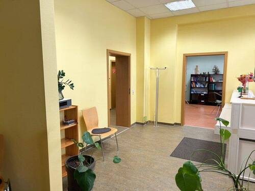 Empfangsbereich - Attraktive Praxis-oder Büroräume in zentraler Lage von Chemnitz