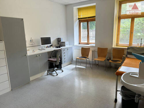 Behandlungsraum1 - Büro mit 89,40 m&sup2; in Chemnitz zur Miete