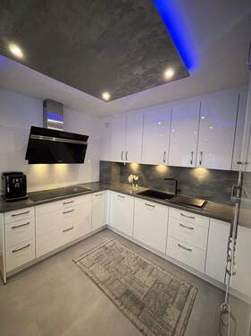 Küche-Ost - Etagenwohnung mit 90,00 m&sup2; in Steinenbronn zum Kaufen