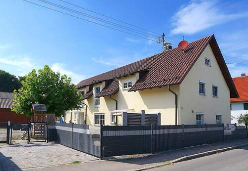 Ansicht Süd:Ost - 4 Zimmer Einfamilienhaus zum Kaufen in Obermeitingen