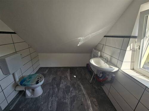 Dachgeschoss Toilette - 