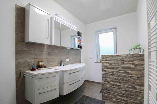 Badezimmer-Gäste-WC - 