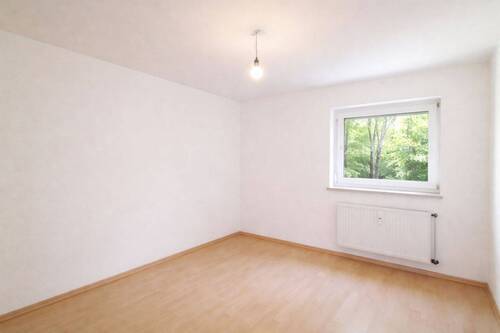 Schlafzimmer 1 - Etagenwohnung mit 68,10 m&sup2; in Erding zum Kaufen