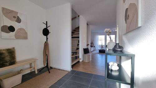 Eingang_Flur.jpg - 4 Zimmer Doppelhaushälfte in Bedburg