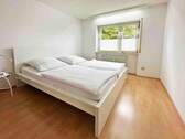 Zimmer 2 - Etagenwohnung mit 92,00 m² in Zirndorf zur Miete