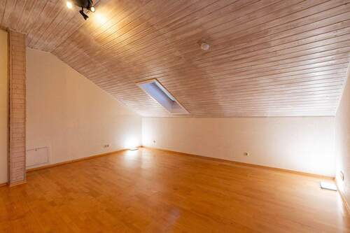 RF-1348 DG Wohnen1 - 