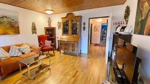 Wohnzimmer - 3 Zimmer Etagenwohnung zum Kaufen in Bad Reichenhall