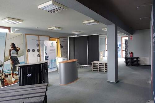 Bürogebäude 1.OG - 