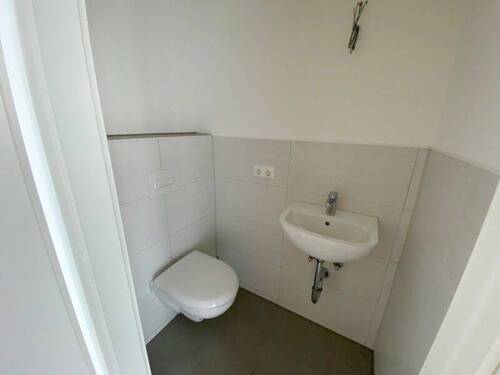 separates WC - 
