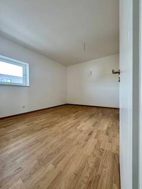 20250415_092707357_iOS - Etagenwohnung mit 72,90 m² in Deggendorf zur Miete