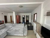 Bild 1 - Sonnige Exclusive, 3 Zimmer Wohnung mit Balkon, Einbauküche, Keller, Parkplatz