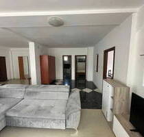Sonnige Exclusive, 3 Zimmer Wohnung mit Balkon, Einbauküche, Keller, Parkplatz - Wismar Friedenshof