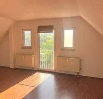 4- Raumwohnung mit Balkon - 579,00 EUR Kaltmiete, ca.  105,20 m² Wohnfläche in Neuhaus-Schierschnitz (PLZ: 96524)