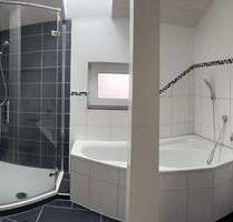 Modernisierte Doppelhaushälfte in zentraler Lage - Aglasterhausen