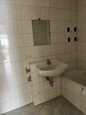 innenliegendes Bad mit Badewanne - 