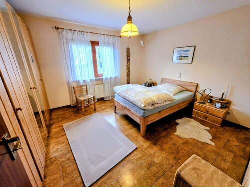 Schlafzimmer EG - 