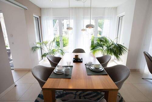 Beispiel - viel Platz für Familie & Freunde - 