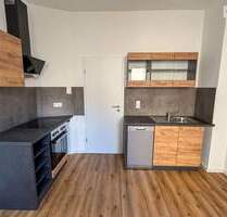 Komplettsanierung - 2-Raum-Wohnung mit Einbauküche in Beierfeld zu vermieten - Grünhain-Beierfeld