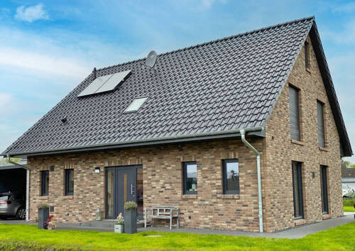 Beispiel Abbildung mit Sonderleistung - 4 Zimmer Einfamilienhaus zum Kaufen in Kellinghusen