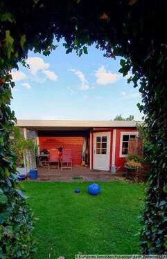 Garten - Komfort Bungalow in Baunatal mit viel Nebengelass