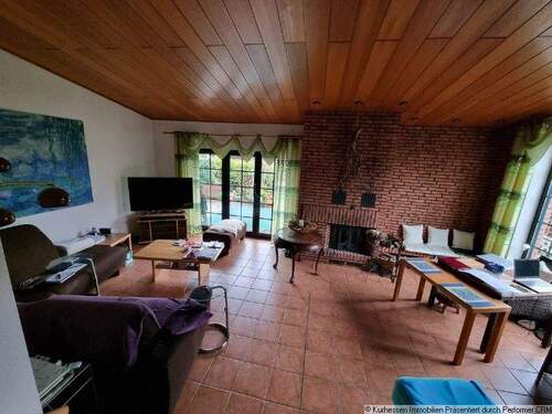 Wohnen - 5 Zimmer Einfamilienhaus zum Kaufen in Baunatal