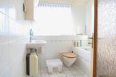 Badezimmer im 1.OG - 