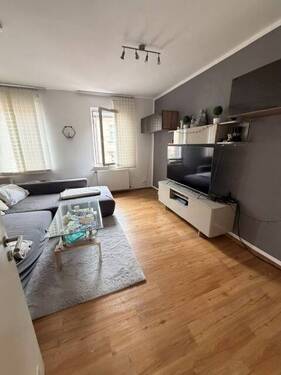 Wohnzimmer
- 3 Zimmer Etagenwohnung in Fürth
