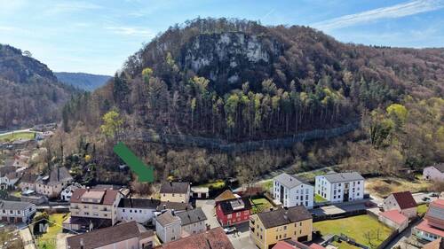 Vogelperspektive - 6 Zimmer Mehrfamilienhaus, Wohnhaus in Kipfenberg