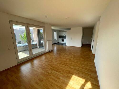 Wohnzimmer - 3 Zimmer Etagenwohnung zur Miete in Mannheim